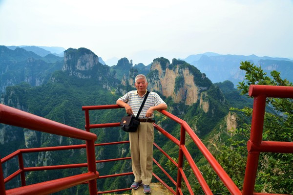 去南太行山,爬王莽岭,昆山挂壁公路.