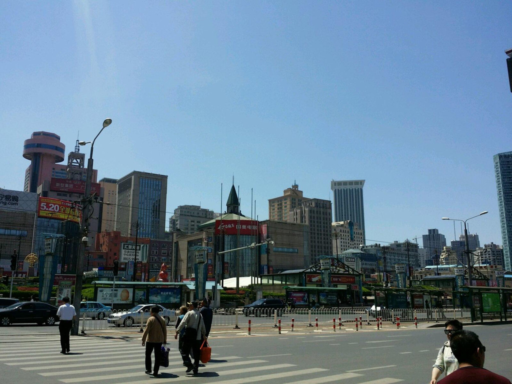 大连火车站南广场
