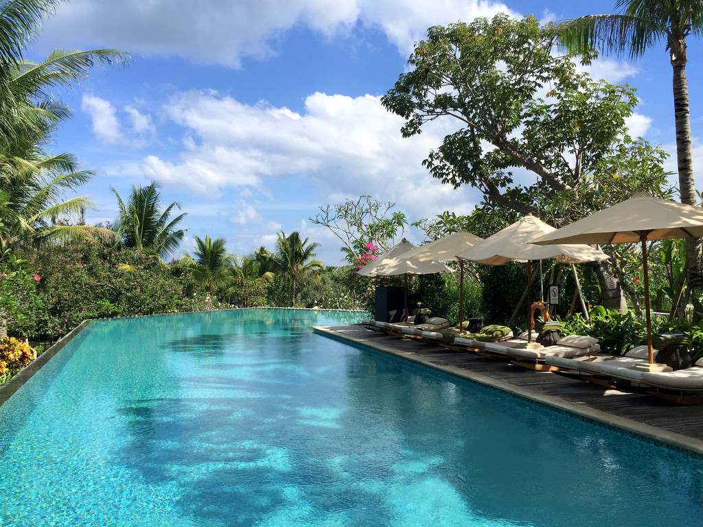 巴厘岛金巴兰森林度假酒店