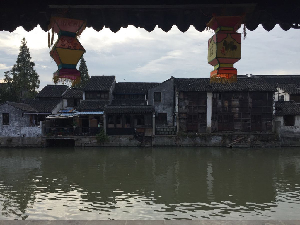 触及梦想了～徒步旅行千灯古镇及亭林园