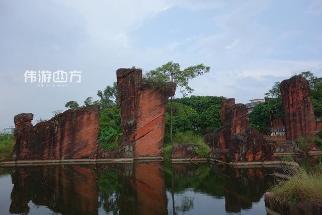 东莞石排燕岭古采石场遗址:众里寻它千百度 它却深藏荒郊处