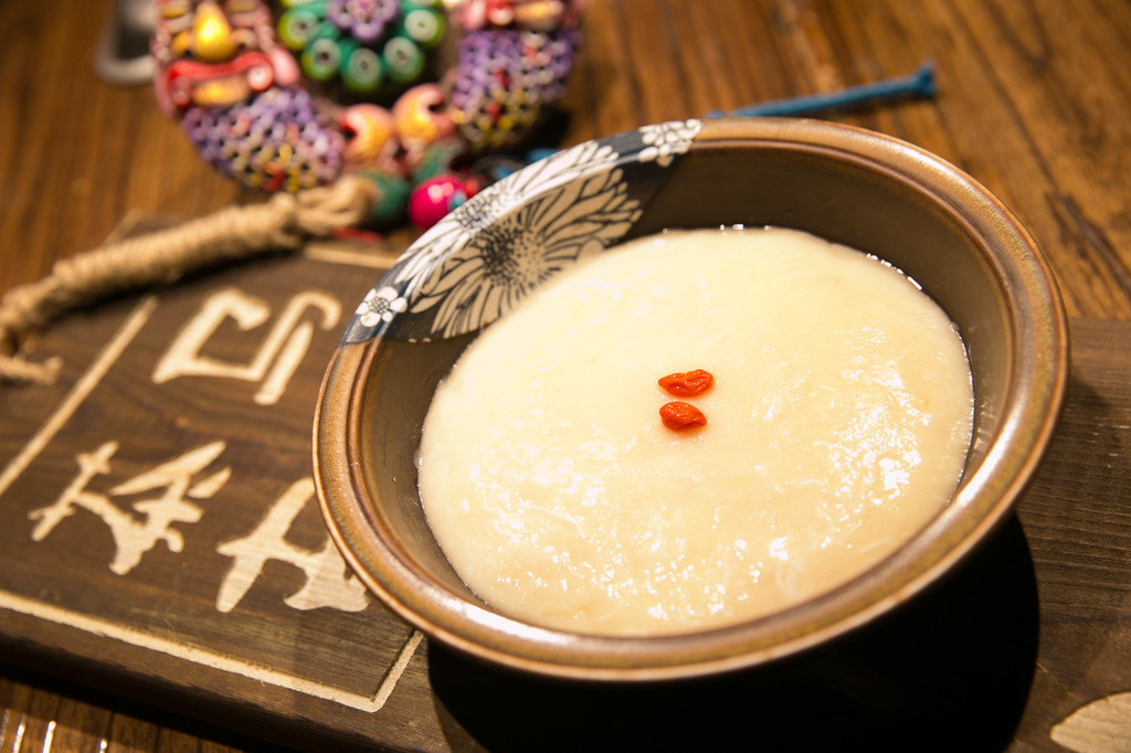 好吃 美味 吃货必去之地—东巴人鱼豆花火锅