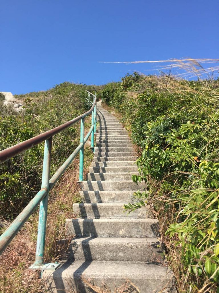 [ 香港爬山一天游 ] 蒲台岛 - 香港最南端海岸爬山听海露营看日出都