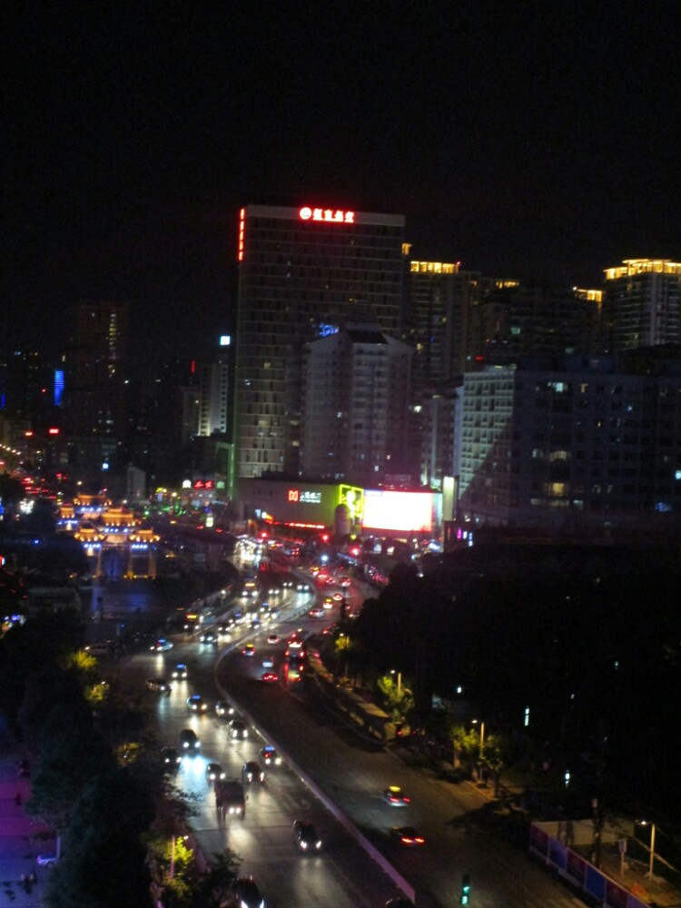                 昆明市中心夜景