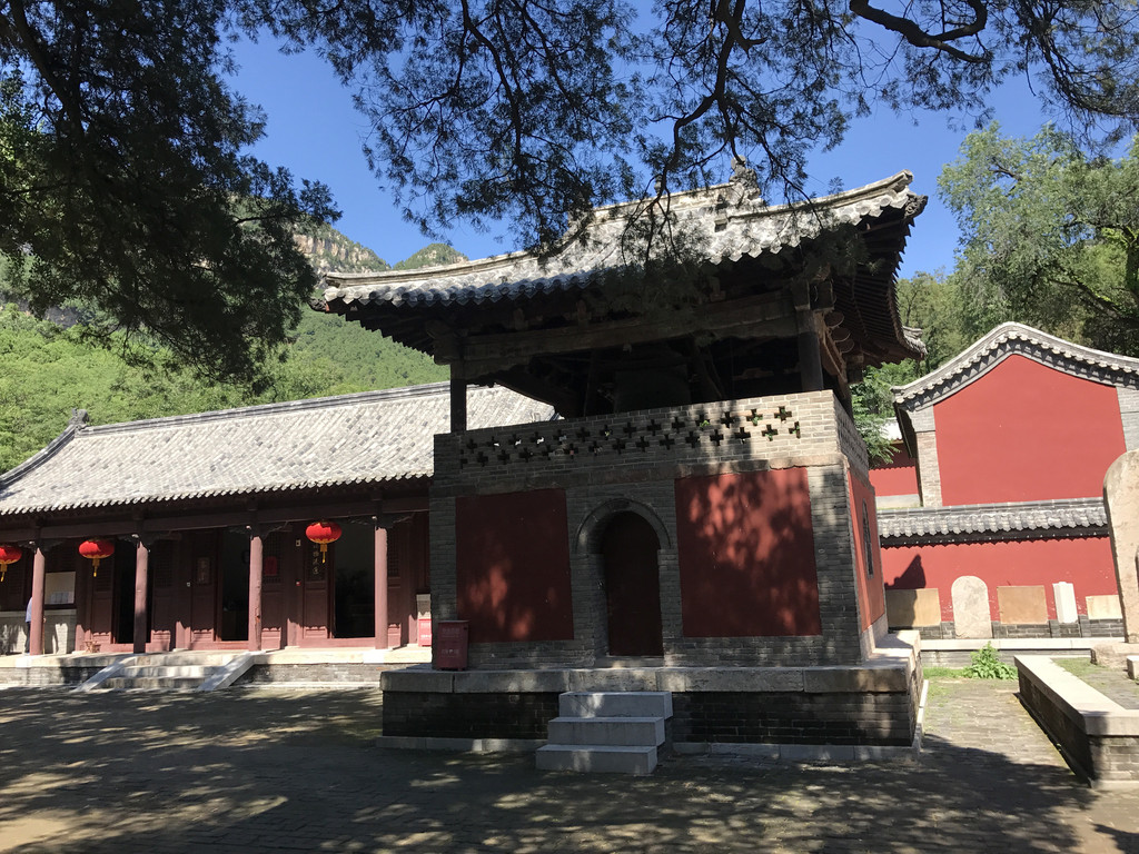 山东省济南市长清灵岩寺游记