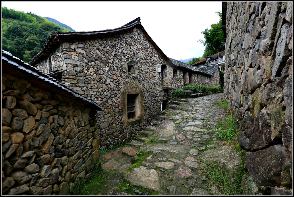 中秋节上海自驾相约仙都,偶遇岩下石头村