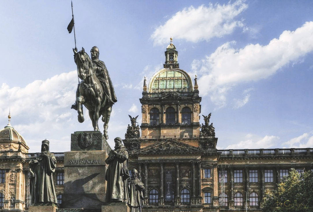 1/ ڲ㳡赸ߴ㳡 wenceslas square 
