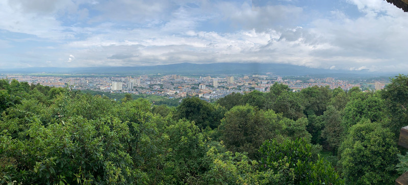 芒市全景