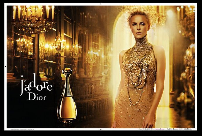 大家应该都对dior(迪奥)的那一款j'adore dior(真我)香水广告有印象.