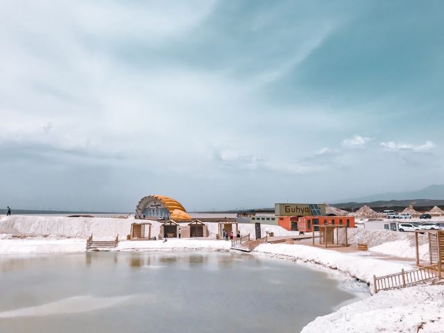 新疆|新疆的马尔代夫|户外风景婚纱摄影拍摄选景地  达坂城盐湖 大家