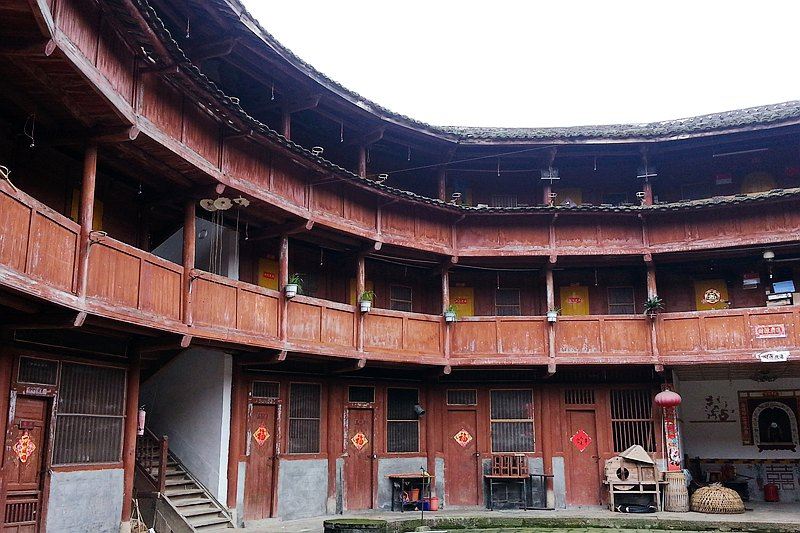 游中川村,初溪土楼群
