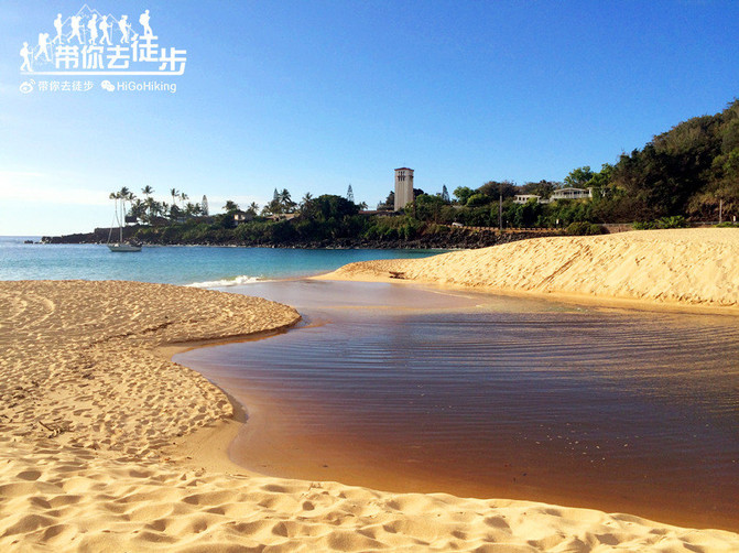 怀梅阿河(waimea river)入海口,沙滩被分割.