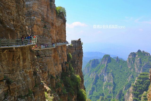 【河北】涞源白石山 悬在绝壁上的玻璃栈道