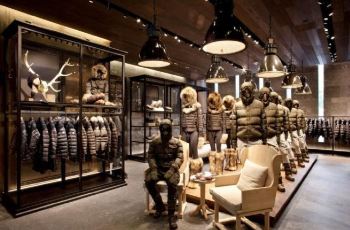 【携程攻略】北京Moncler(三里屯店)购物攻略