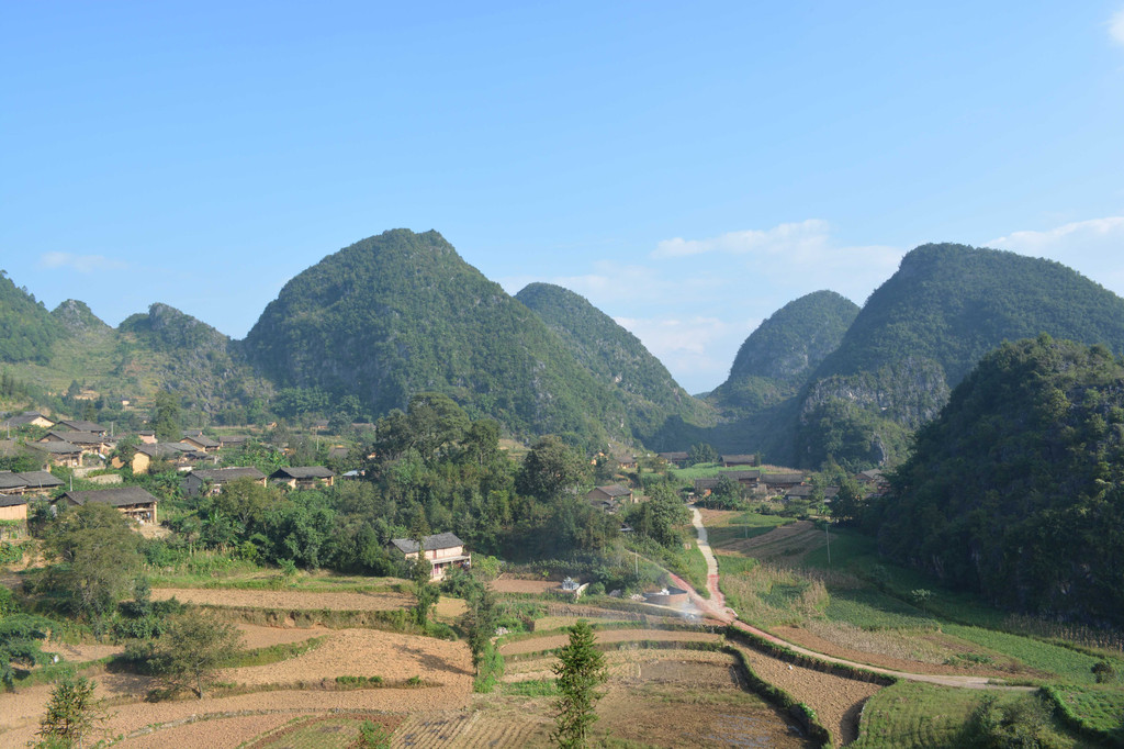 文山州广南县董堡乡里标村