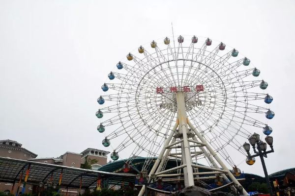金城路---风情大道(湘湖方向)--第一世界大酒店萧山【杭州乐园费用】