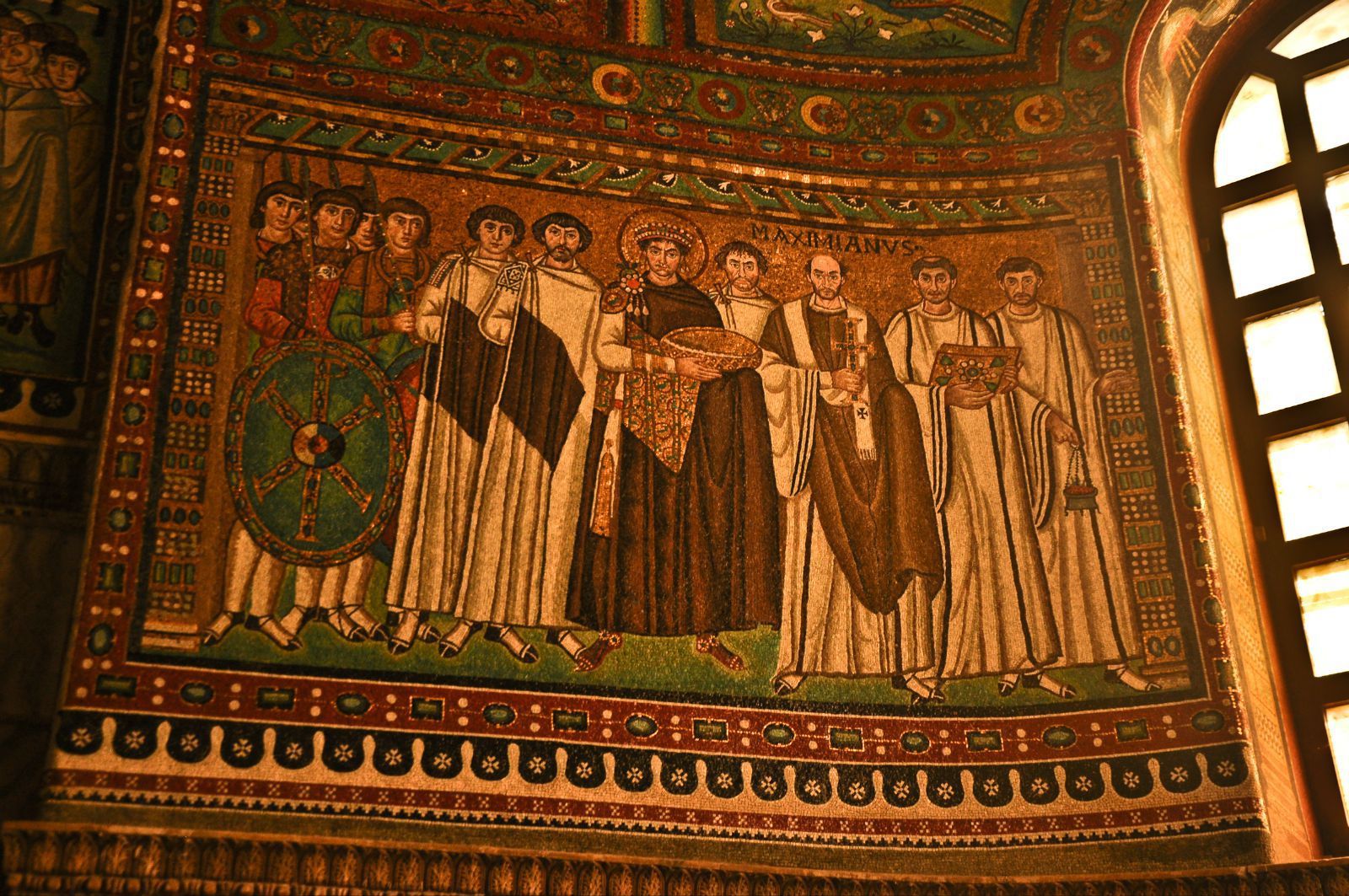 东罗马帝国皇帝是谁 图片合集