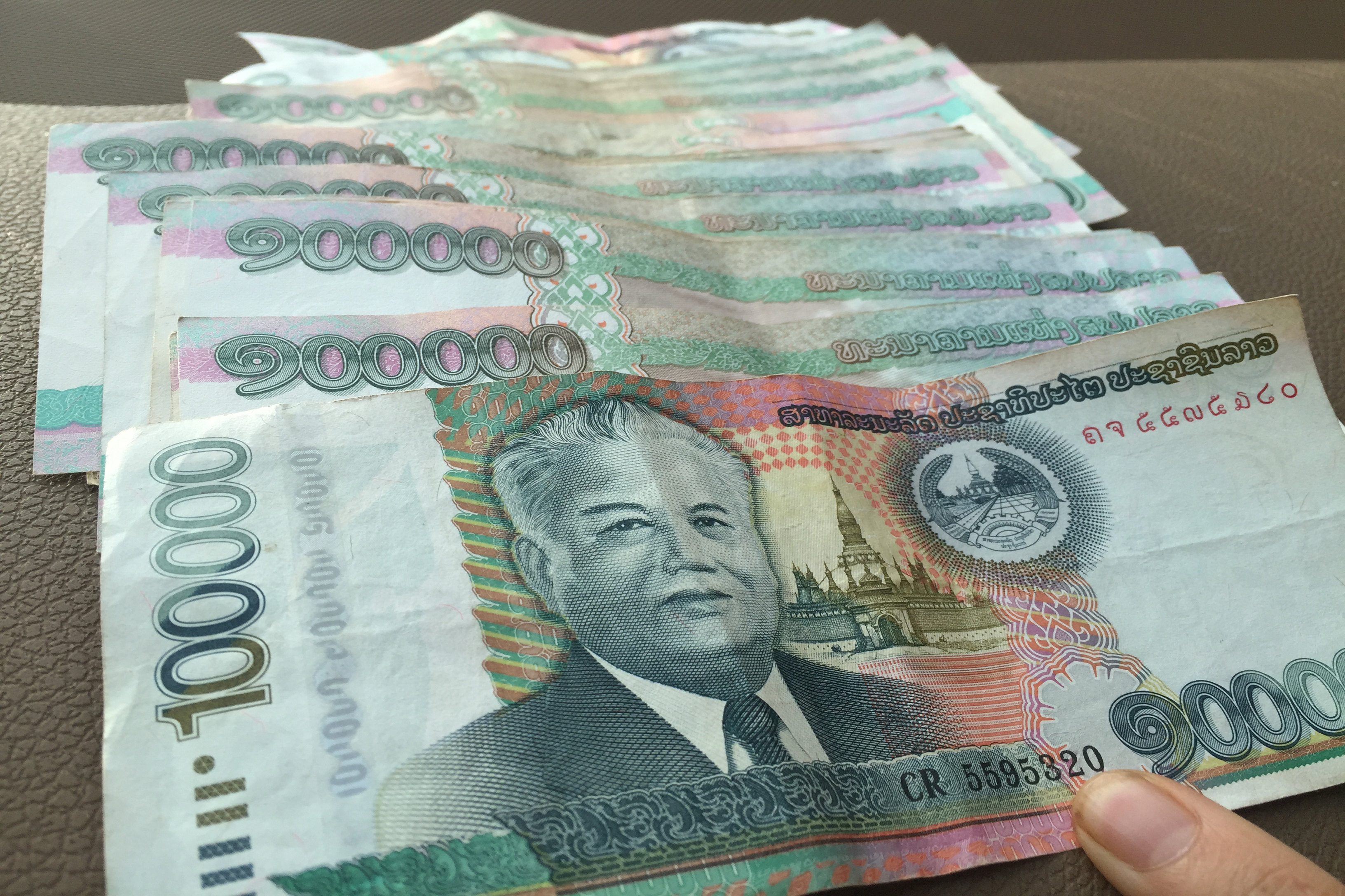 柬埔寨100元纸钞-价格:15元-se61849012-外国钱币-零售-7788收藏__收藏热线