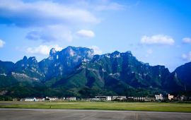 张家界天门山国家森林公园天气预报,历史气温