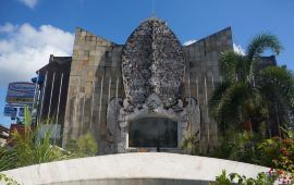巴厘岛巴厘岛爆炸纪念碑天气预报,历史气温,旅