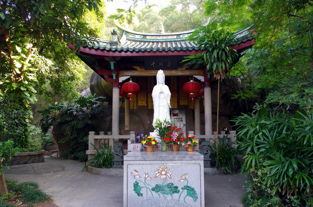 慢走厦门:古刹寻美——南普陀寺