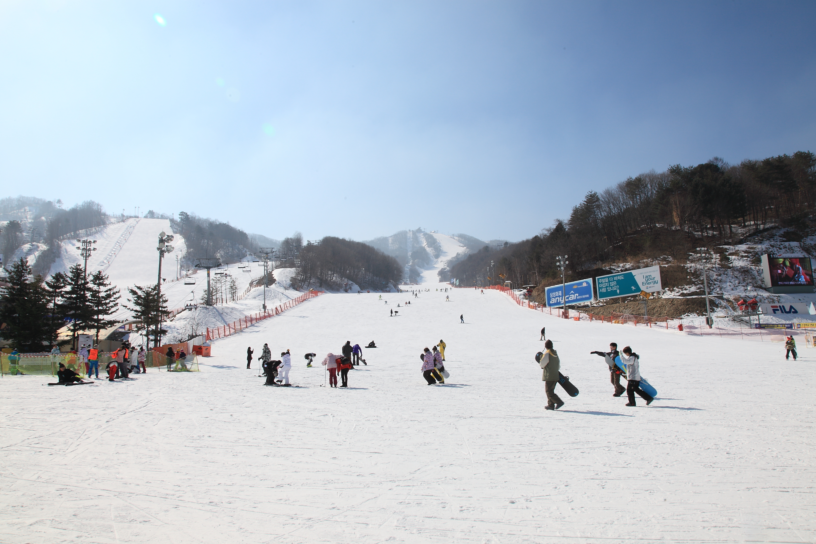 凤凰度假村滑雪场 回程路上,由于这几天气温