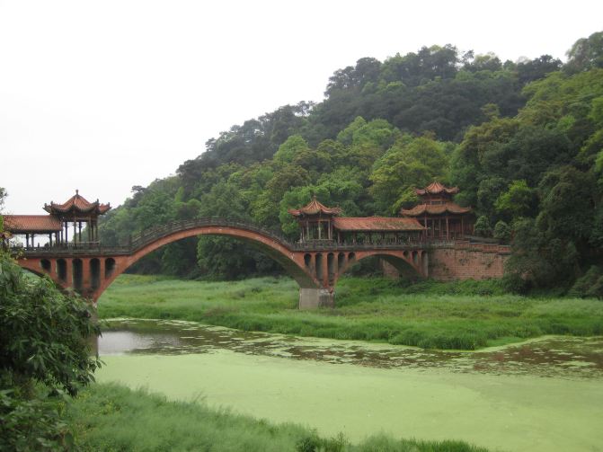 四川自由行实用攻略 含路线推荐与美食指南 - 