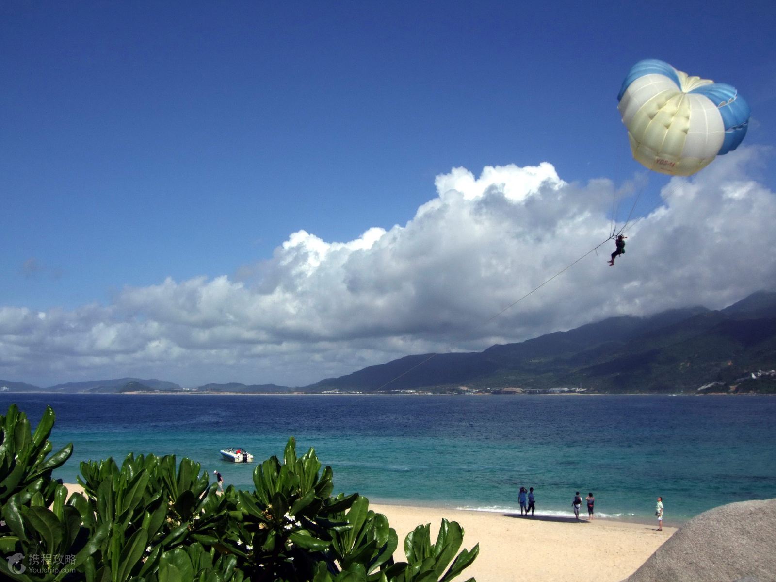 海南海口+三亚3日2晚跟团游·跟踪跑男第一线
