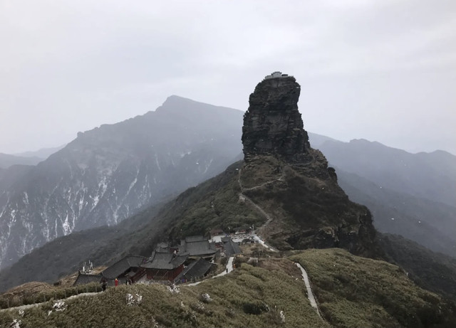 太子石是梵净山一个奇特的景点