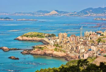 福建福州奇达村+平流尾地质公园一日游【上门接送+纯玩包车】【[小众特色]带家人一起去看小众奇达村，避开人挤人流】