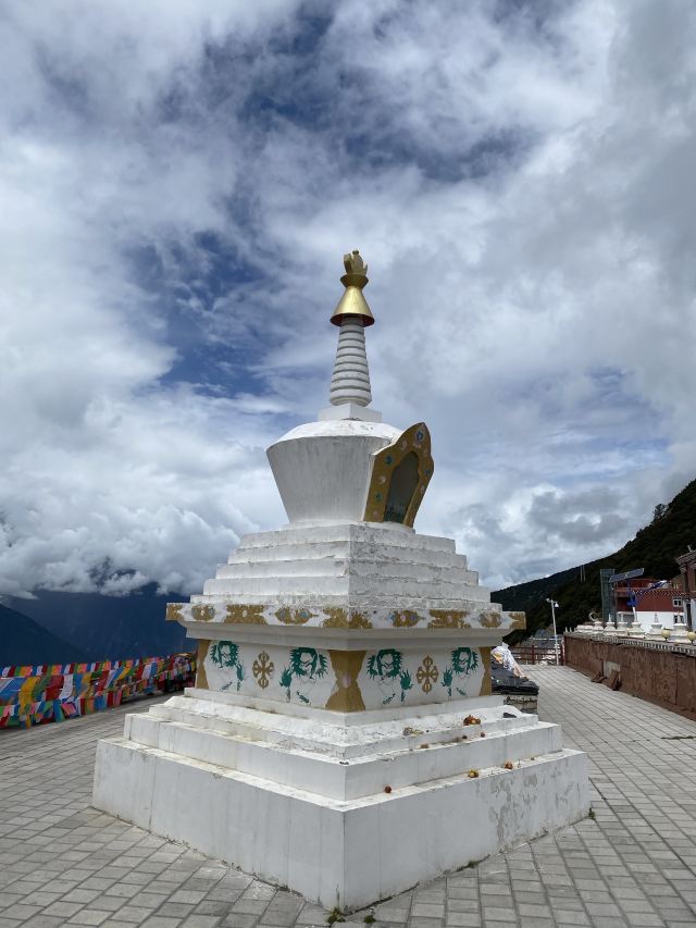 飞来寺国家森林公园
