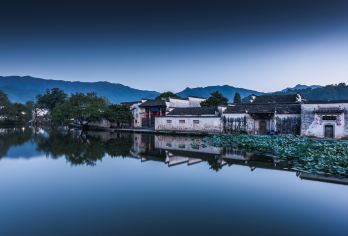 下午宏村半日游【市区接送/一价全含/多个套餐可选】【[精选行程]一价全含，当地中文导游陪同讲解， 深入体验中国画里乡村；】