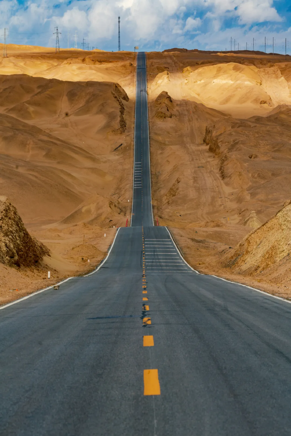 夏天来一场自由的"公路旅行",沿途的风景让你过目不忘!