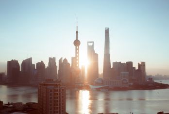 上海东方明珠+浦江游览+外滩+城隍庙+南京路一日游主城上门接【[全新视角]游历新城老街，全程纯玩，专业导游，保证不再花冤枉钱！】