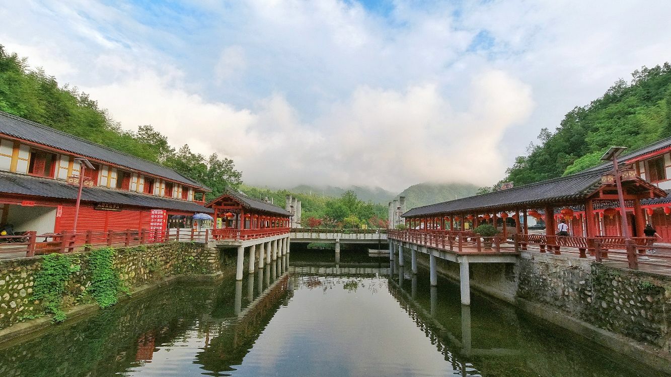 龙潭沟自然生态风景区