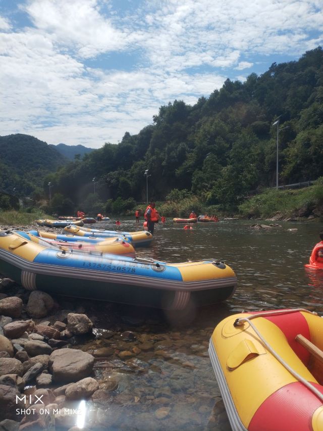 覆卮山冰川漂流