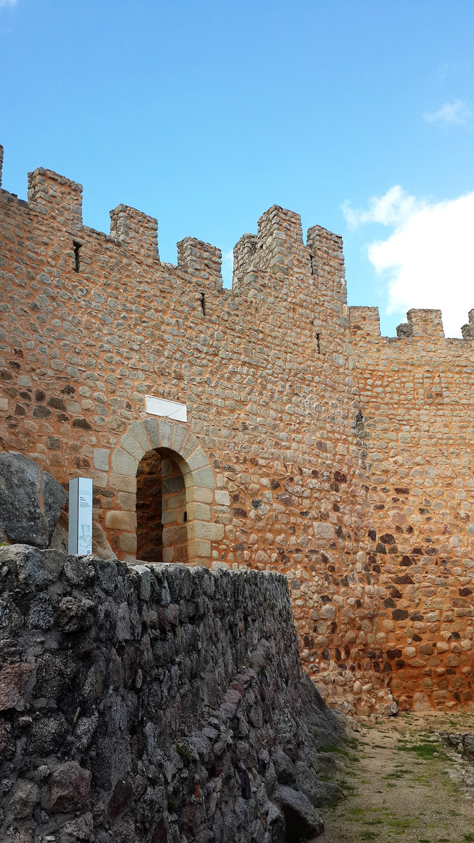 葡萄牙自驾游--阿莫洛(Almourol)城堡 - 葡萄牙游