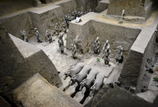 兵马俑+沉睡的帝陵+《驼铃传奇》秀一日游【6人VIP团】【感受思路文化！感官视觉盛宴！360度旋转舞台！会跑的实景演艺！刺激！惊险！震撼！】