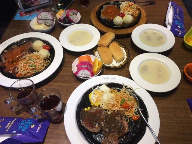 豪客来牛排(品牌街店...