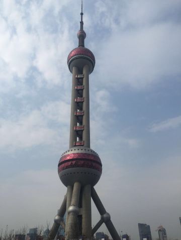 白天的东方明珠