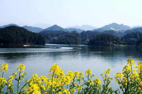 红寺湖风景区