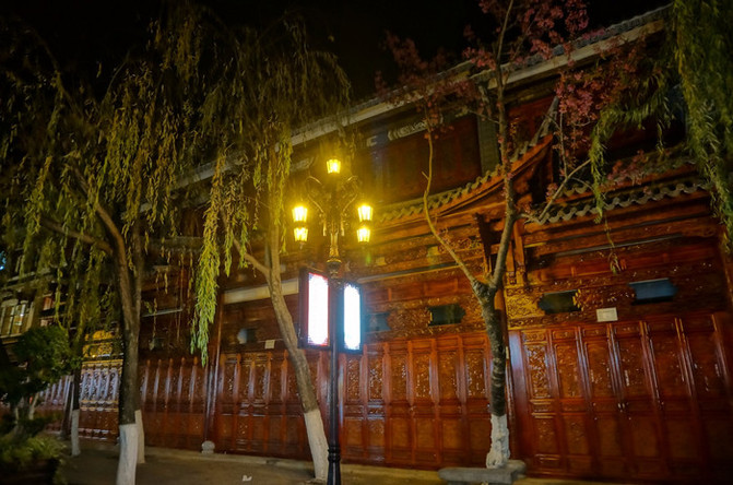 晚上的云南冷吗 100b0e0000006zjzl1516_C_671_10000_Q90.jpg