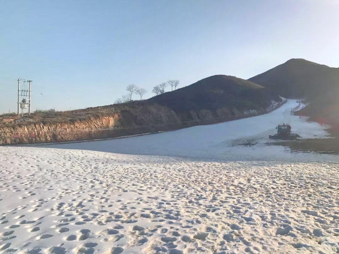 无极山滑雪场