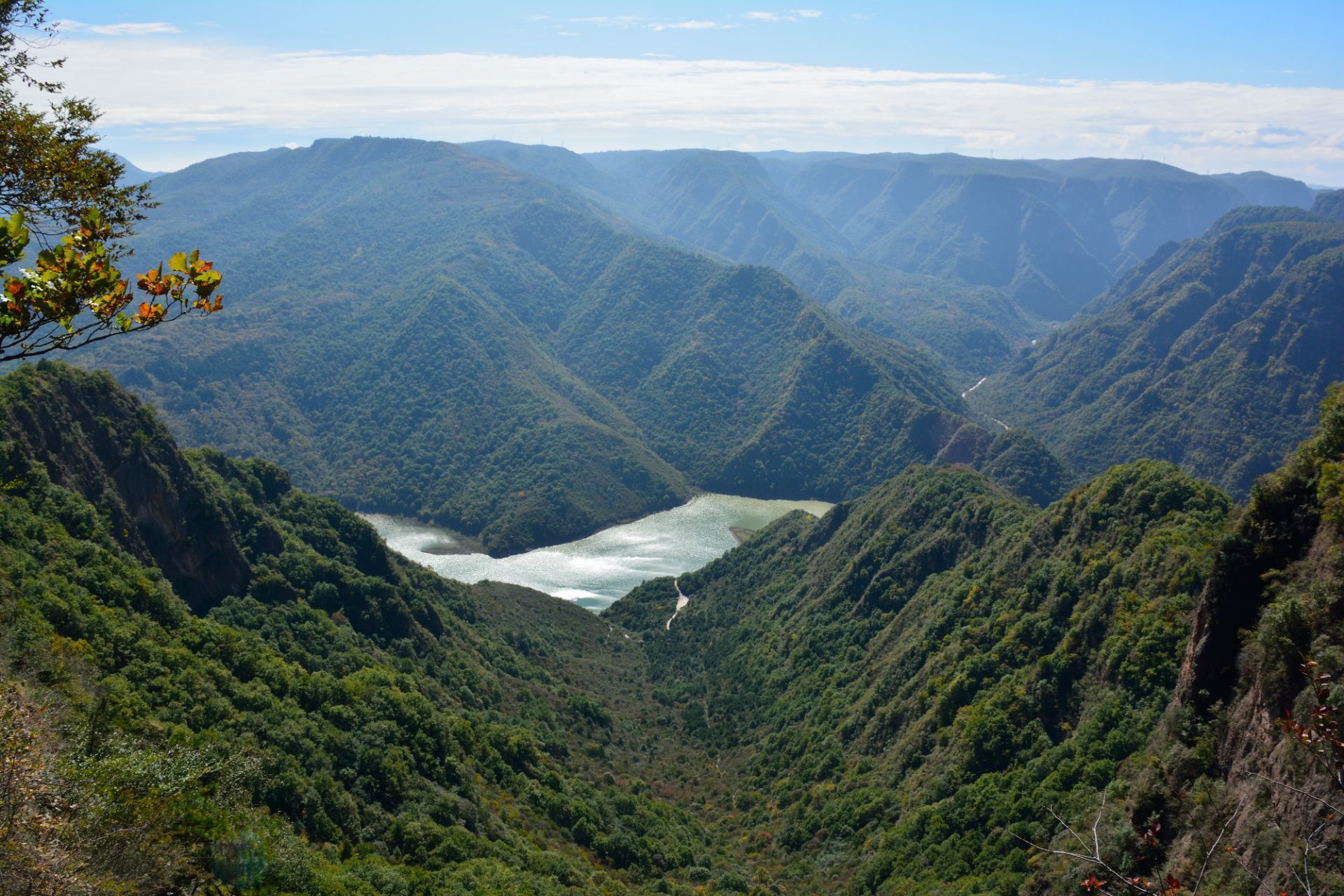 弹筝峡