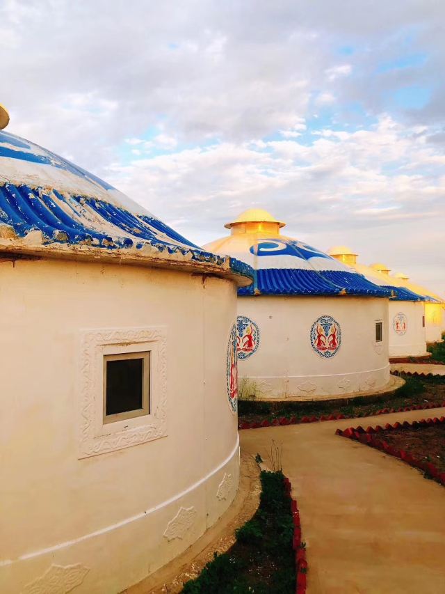 满洲里扎拉敖包攻略,满洲里扎拉敖包门票/游玩攻略/地址/图片/门票价