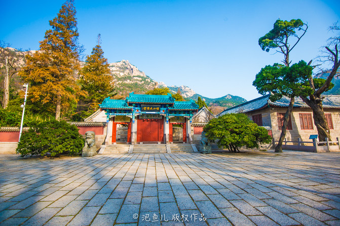 山东 探访崂山太清宫 揭秘崂山道士穿墙术 - 青