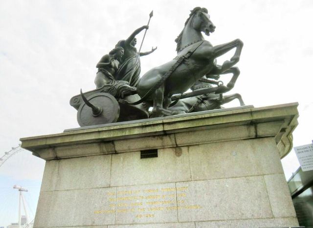 博阿迪西亚纪念碑图片