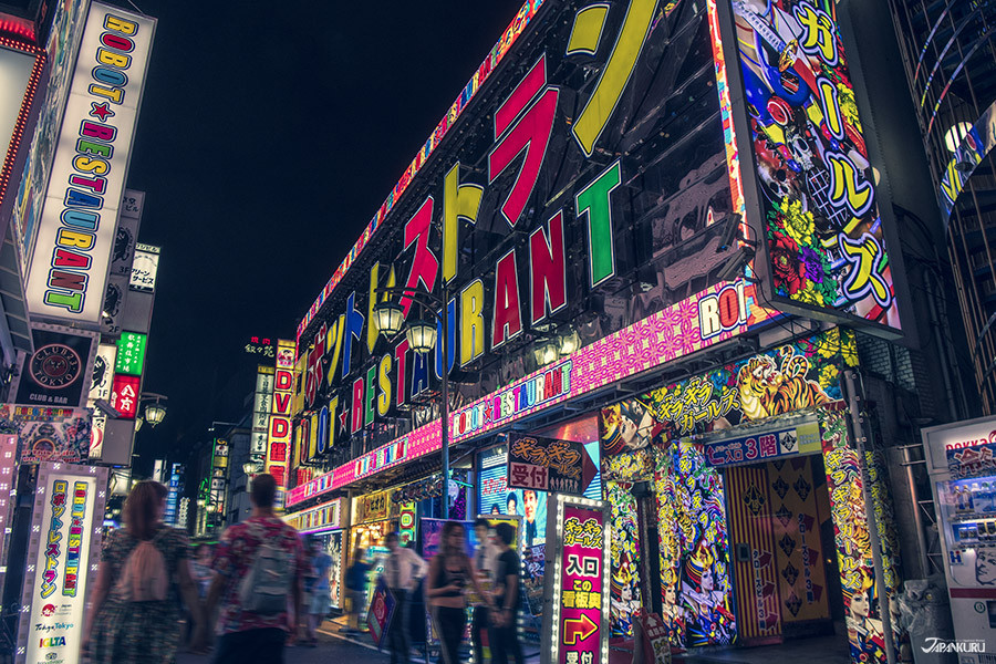 2019東京新宿時尚迷幻打卡點:潮流的機器人餐廳