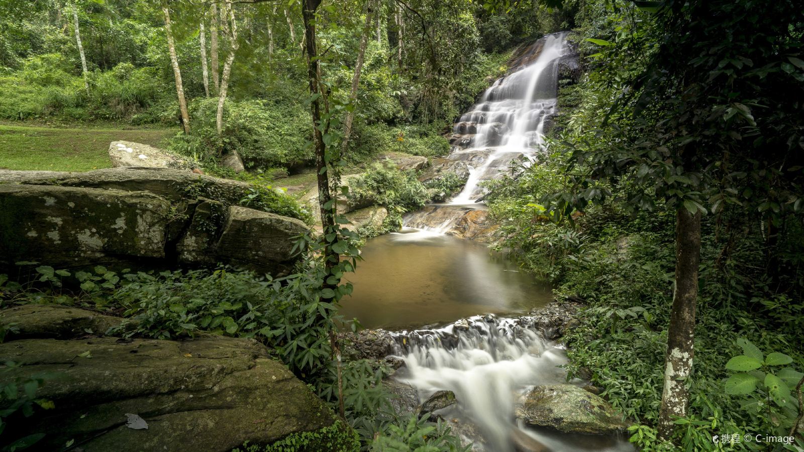 泰国清迈素贴山国家公园 อุทยานแห่งชาติดอยสุเทพ-ปุย