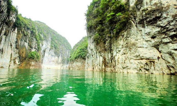 碧江天生桥景区